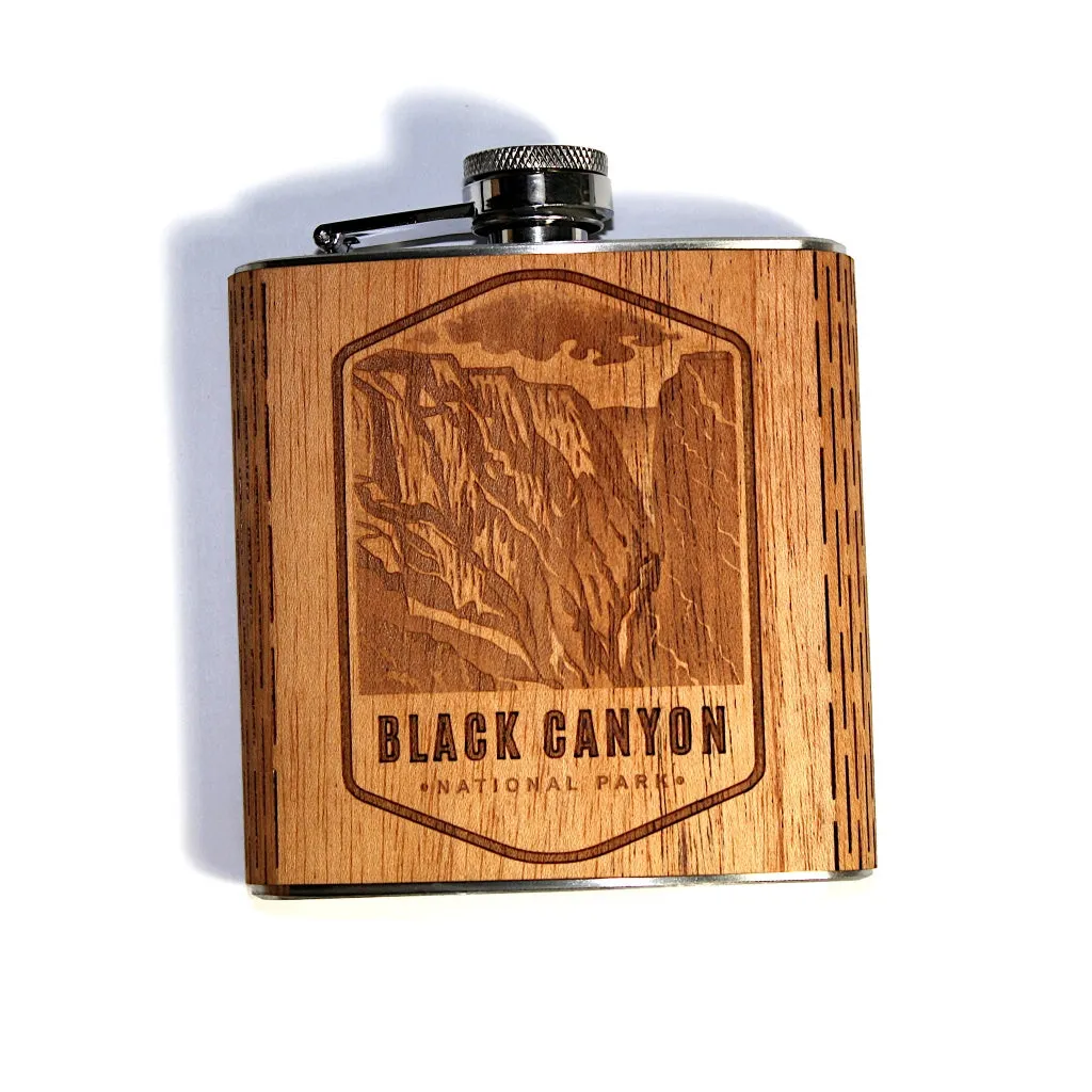 6 oz. Wooden Hip Flask (US National Park Collection in Mahogany)