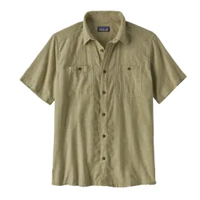 Patagonia Men&#x27;s Back Step Shirt Swell Dobby: Buckhorn Green | Buy Patagonia Men&#x27;s Back Step Shirt Swell Dobby: Buckhorn Green here | Outnorth